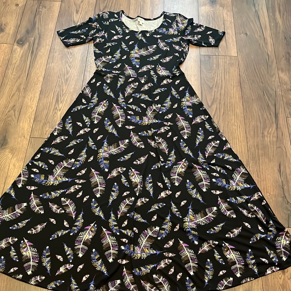 Lularoe Ana Maxi Dress black with feathers